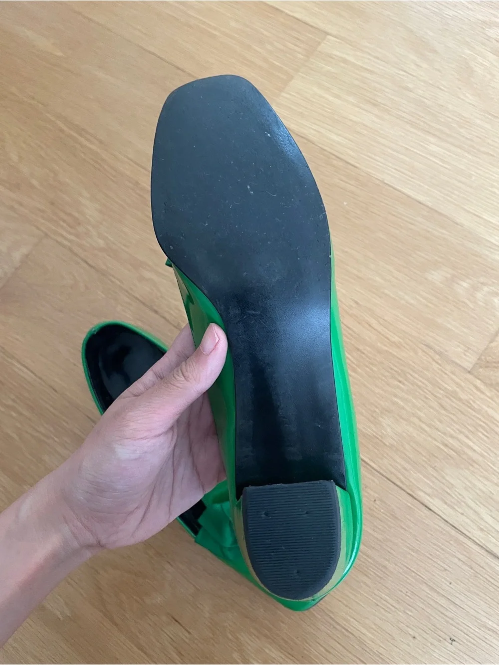 Green Women's Bow Accent Loafers